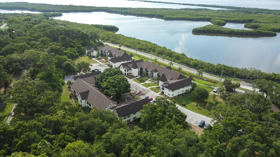 Wide aerial view of the Harbour Towne community