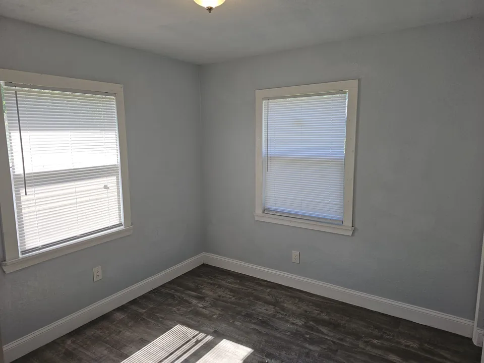 Bedroom window at 815 N Davis Avenue