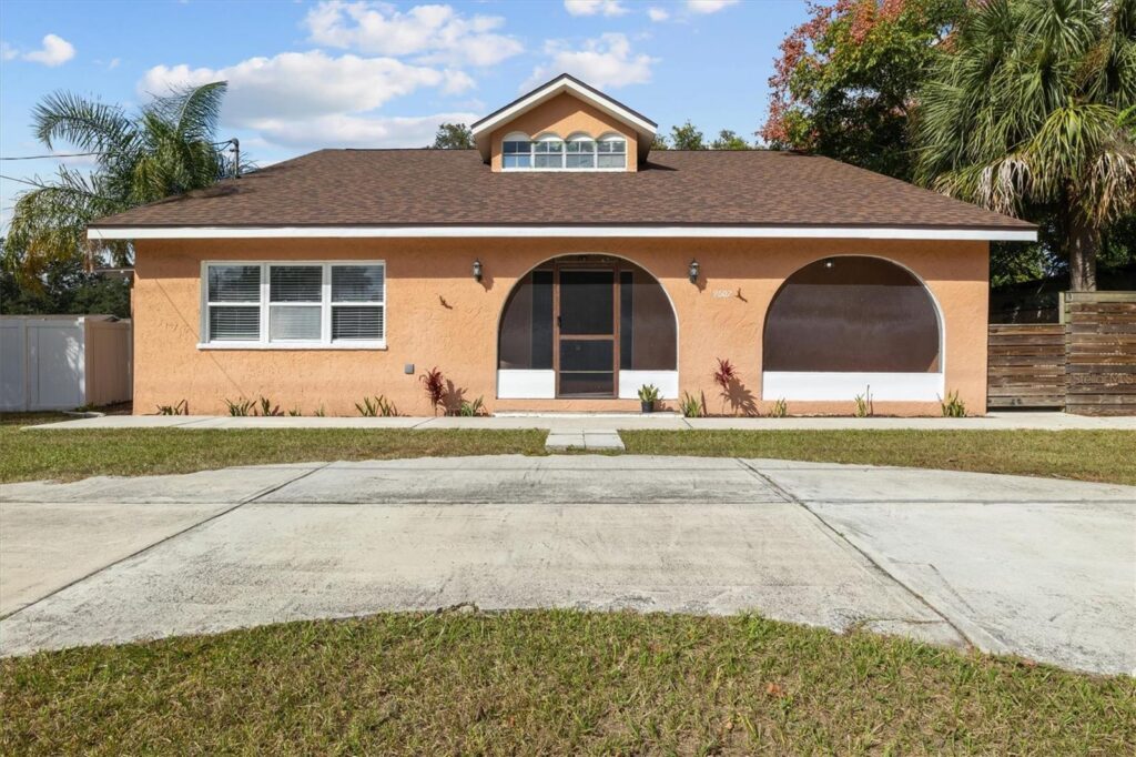 9602 N 46TH ST, TAMPA, FL