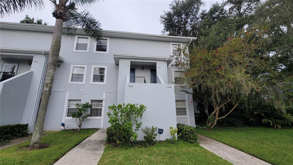 7144 WATERSIDE DR, TAMPA, FL