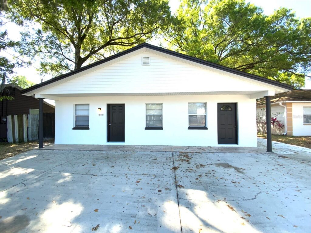 810 W SLIGH AVE, TAMPA, FL
