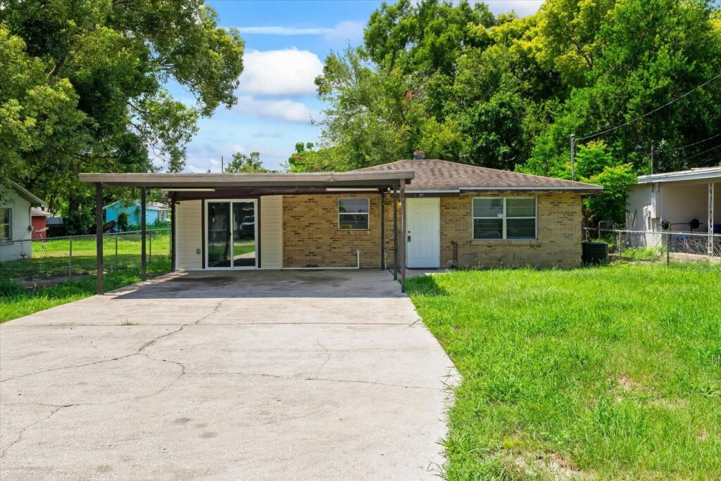 3390 AVE R NW, WINTER HAVEN, FL